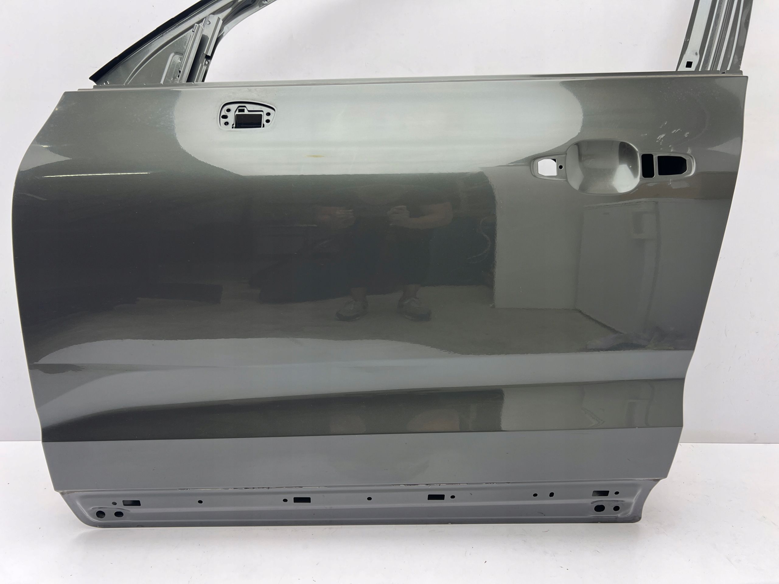 Volvo XC60 II Drzwi Przednie Lewe przód oryginał Oem 17