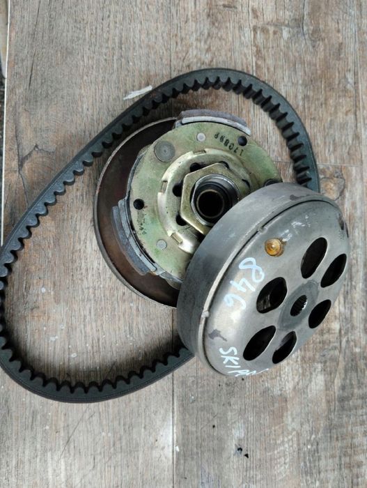 PIAGGIO SKIPER 150 SPRZEGLO PASEK