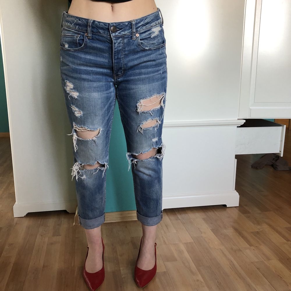 podarte jeansy american eagle outfitters