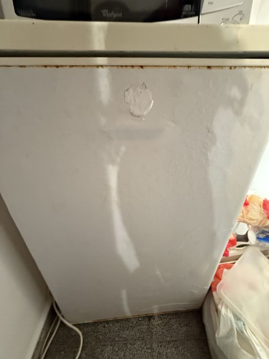 Frigorífico usado à venda