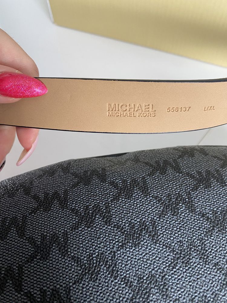 Nowe nerka saszetka Michael Kors czarna szara monogram mk