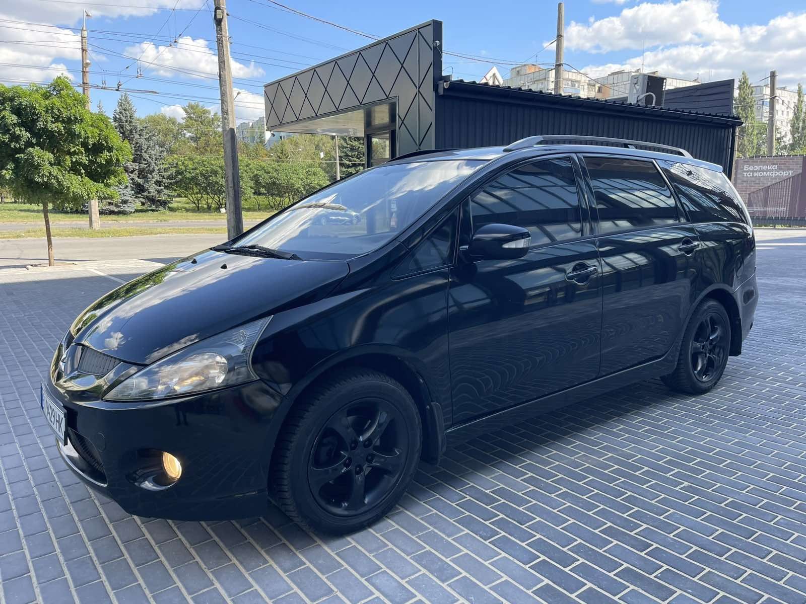 Mitsubishi Grandis 2.4 Газ Автомат