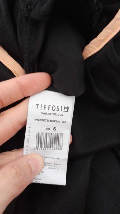 Macacão tiffosi em cetim