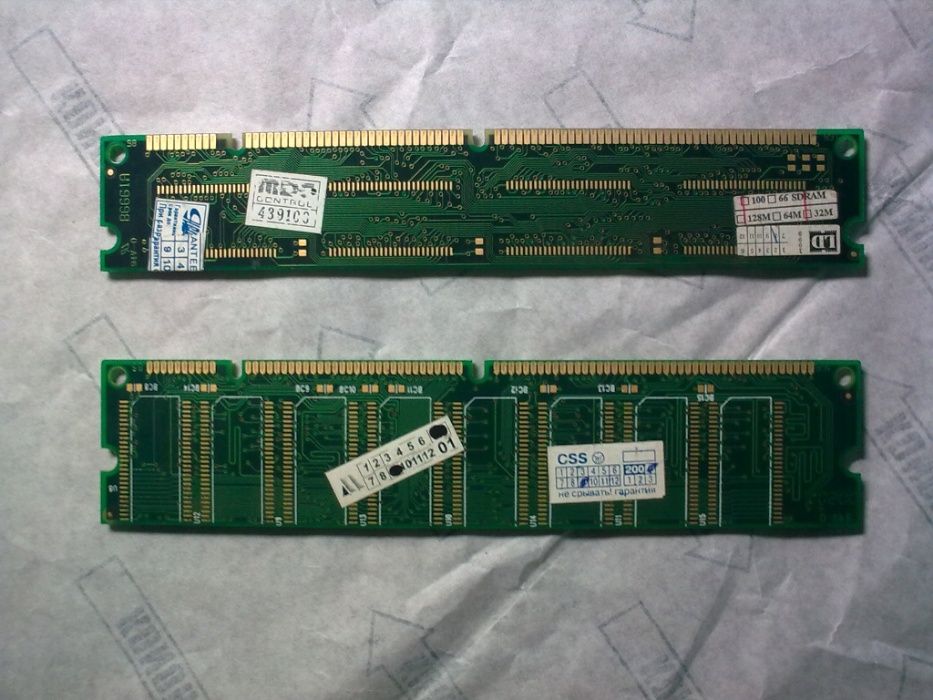Модуль памяти SDRAM 66MHz 64 Mb