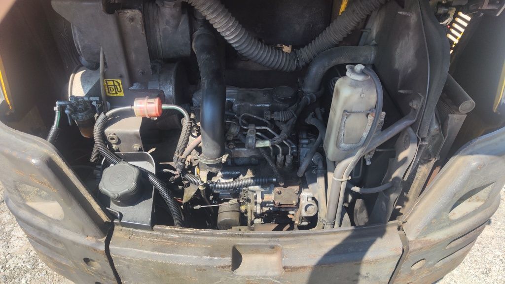 Minikoparka Volvo EC25 2.8T mini koparka uszkodzona
