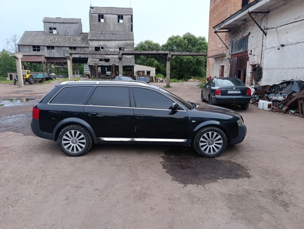 Ауді А6 алроад авто для військових