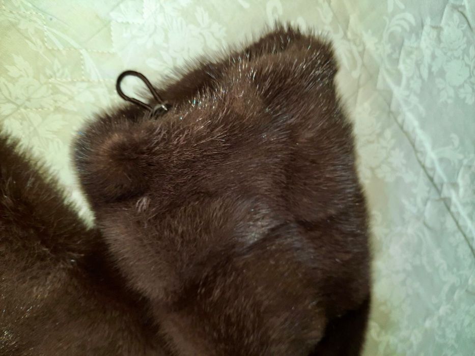 Норкова шуба кольору капучино