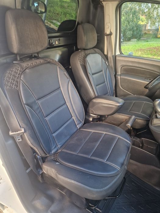 Renault kangoo versão longa