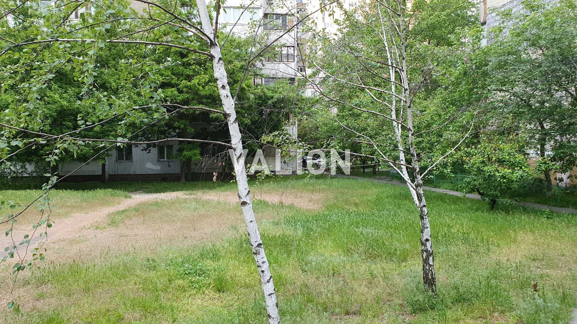 Без% Продаж 1к квартири біля метро Позняки вул Анни Ахматової 17