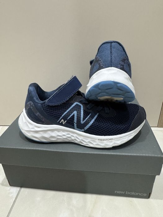 Детские кроссовки New balance 28.5 р.