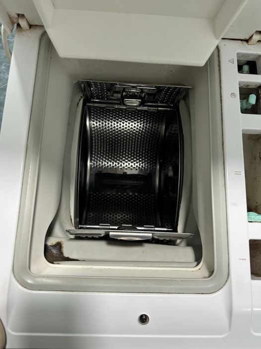 Продам машинку автомат Ardo