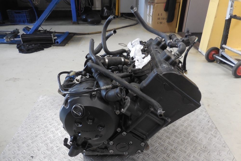 Motor R1 2004 a 2006