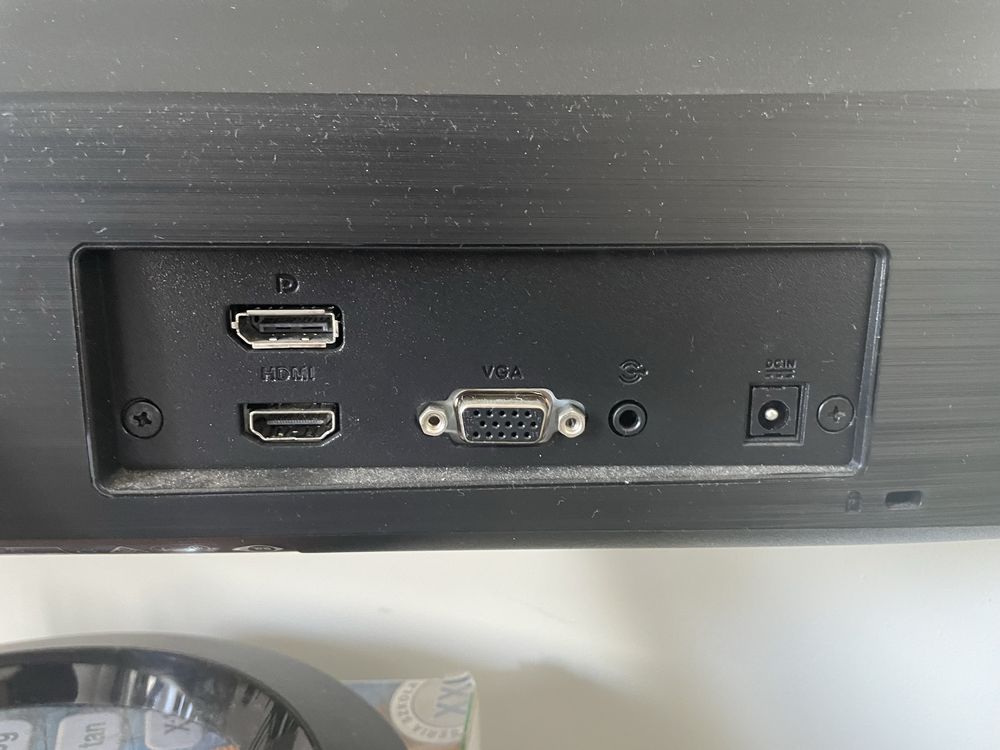 Zestaw komputerowy PC IEM i monitor Asus VZ249Q