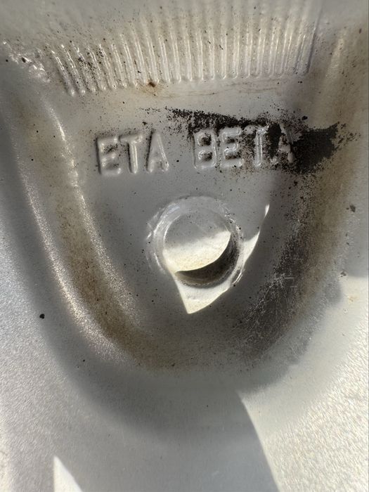 Диски оригинальные R17 5х114.3 / Зимняя резина hankook 225/60 R17