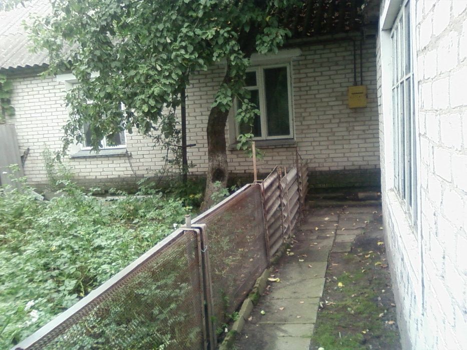 Будинок в центі смт Іваничі вул. Жукова