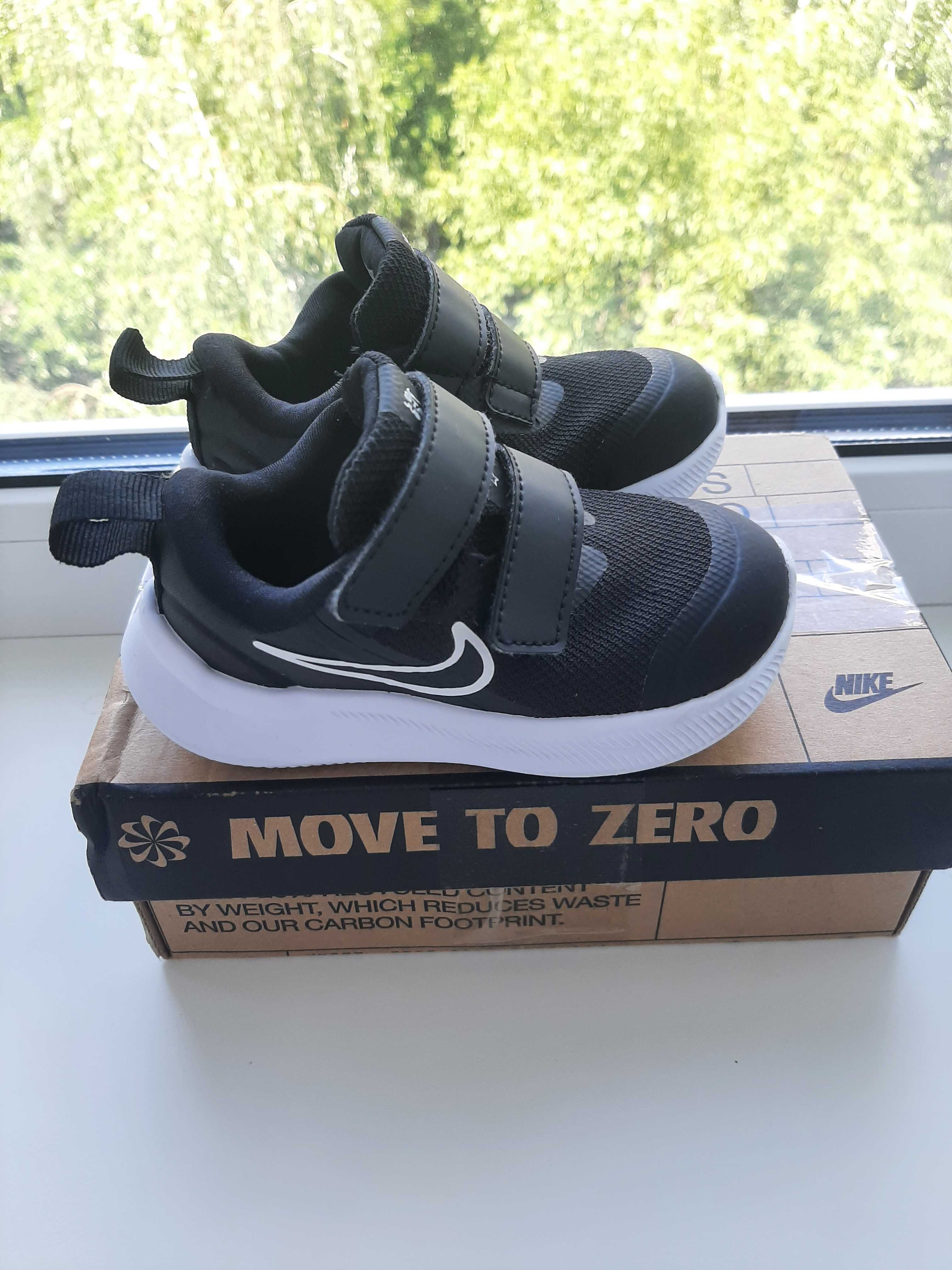 Оригінальні дитячі кросівки Nike