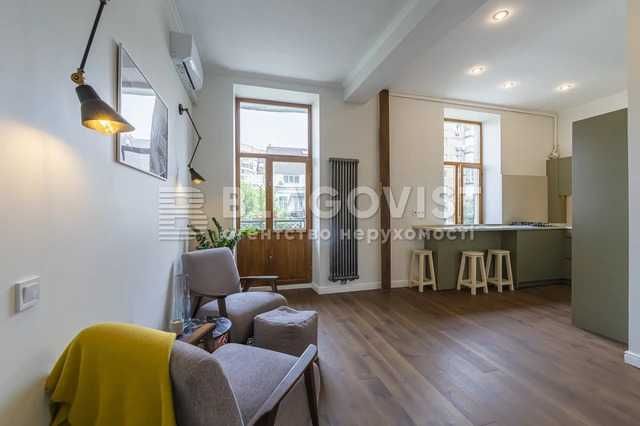 Продам 3 кім квартиру Богдана Хмельницького, 57, Історичний Центр