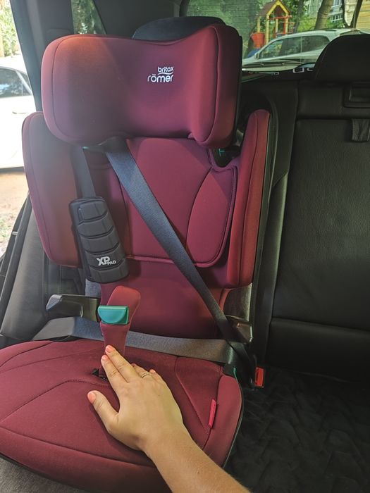 Автокрісло Britax Römer KIDFIX i-SIZE