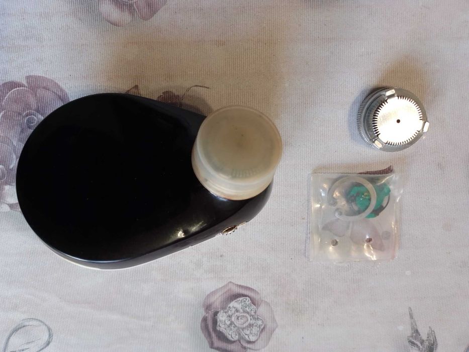 Машинка для стрижки SAPIR .  Бритва Спутник