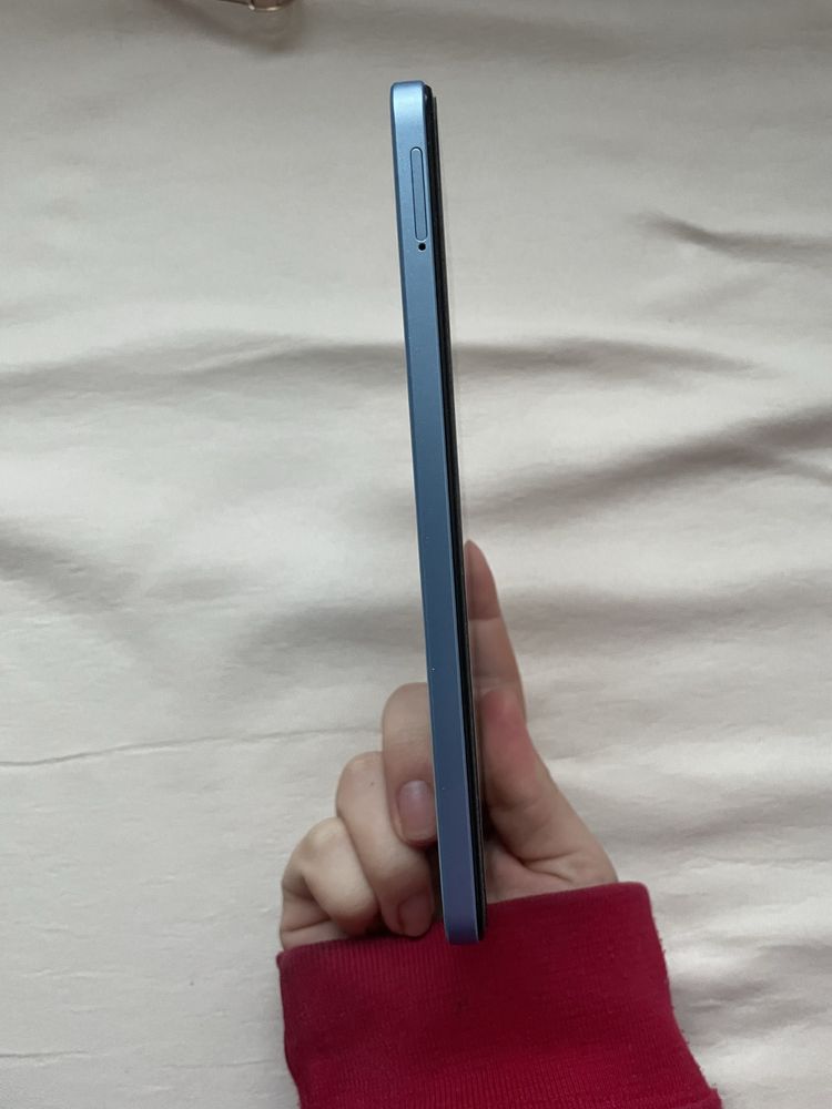 Продам телефон Xiaomi Redmi Note 12