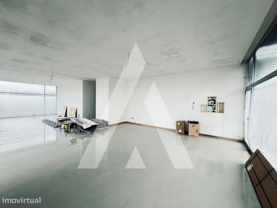 Loja localizada na Praia da Vagueira