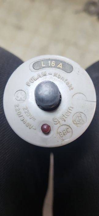 Bezpiecznik automatyczny 16A