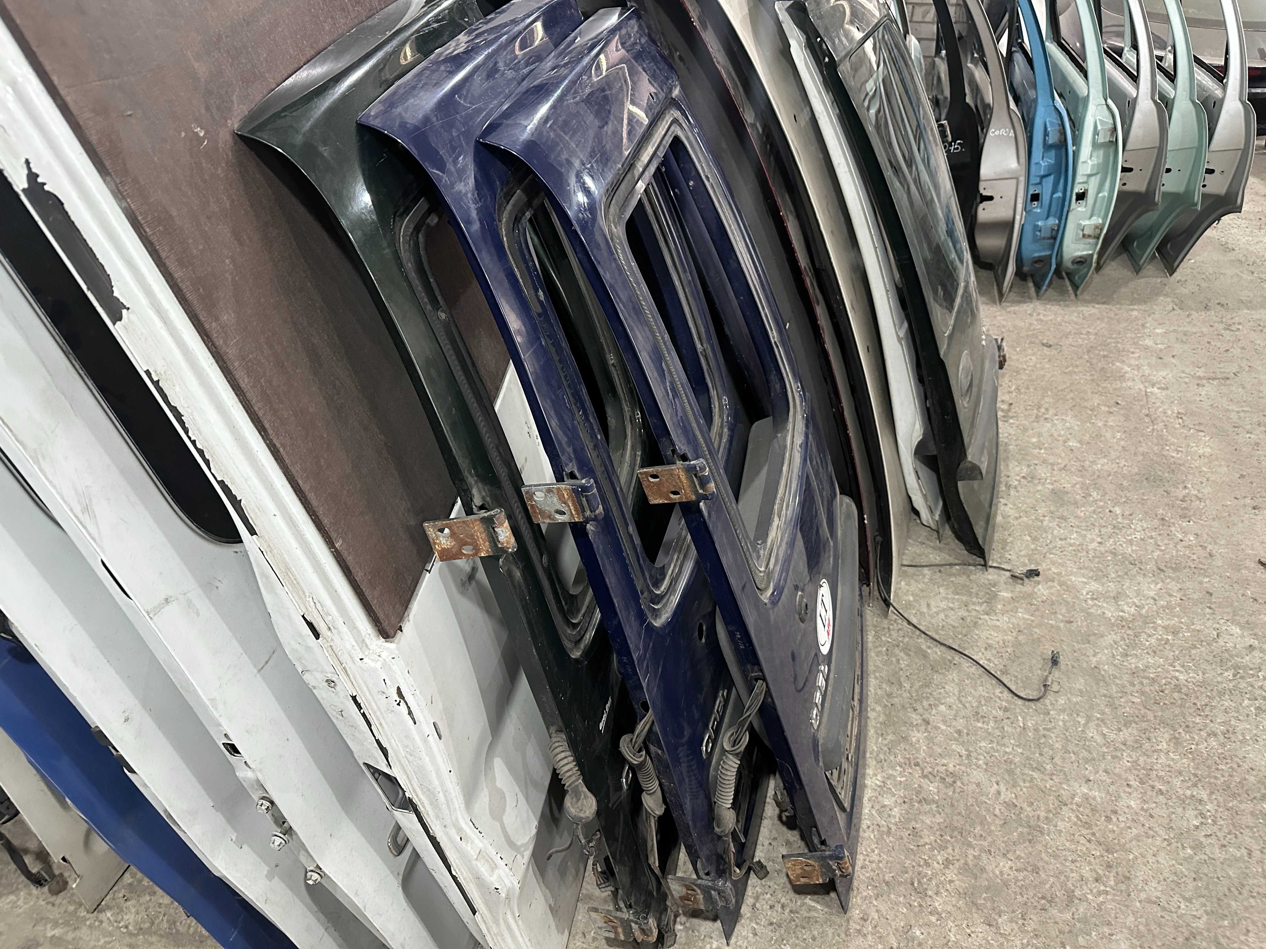 Дверь задняя левая Opel Combo C опель комбо