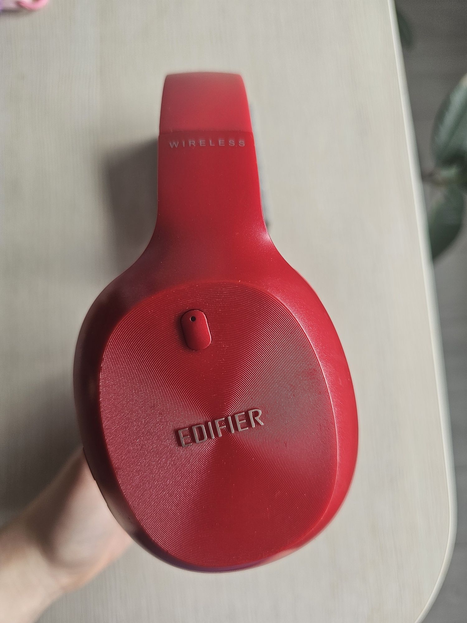 Наушники с микрофоном Edifier W800BT Plus Red