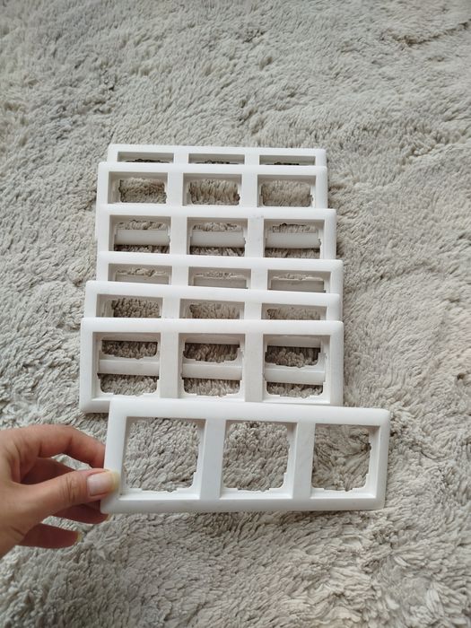 Рамка 1,2,3-местная Gira, Jung