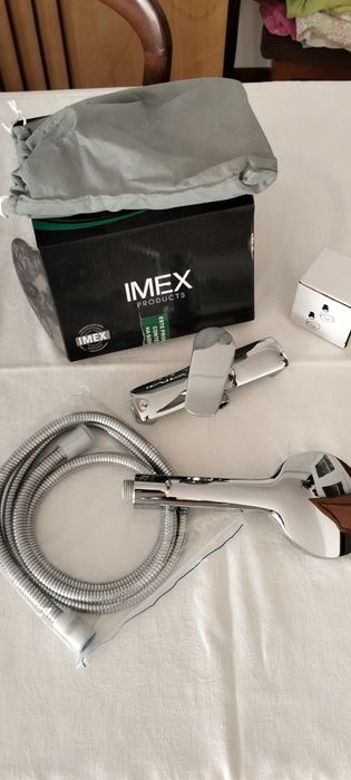 Torneira de banheira nova