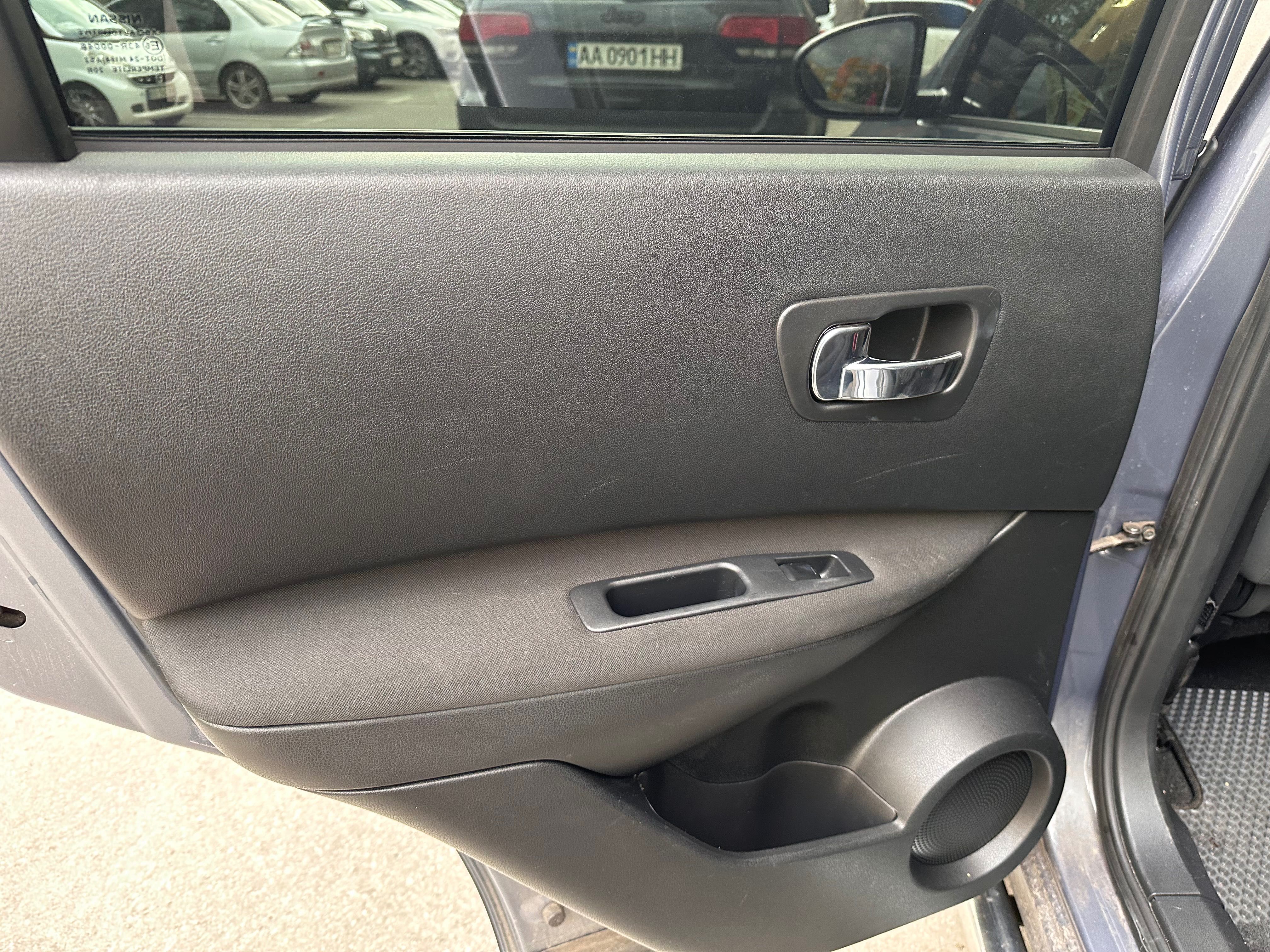 Продам Nissan Qashqai (обмін з моєю доплатою)