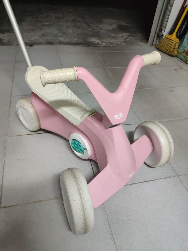 Triciclo de criança BERG