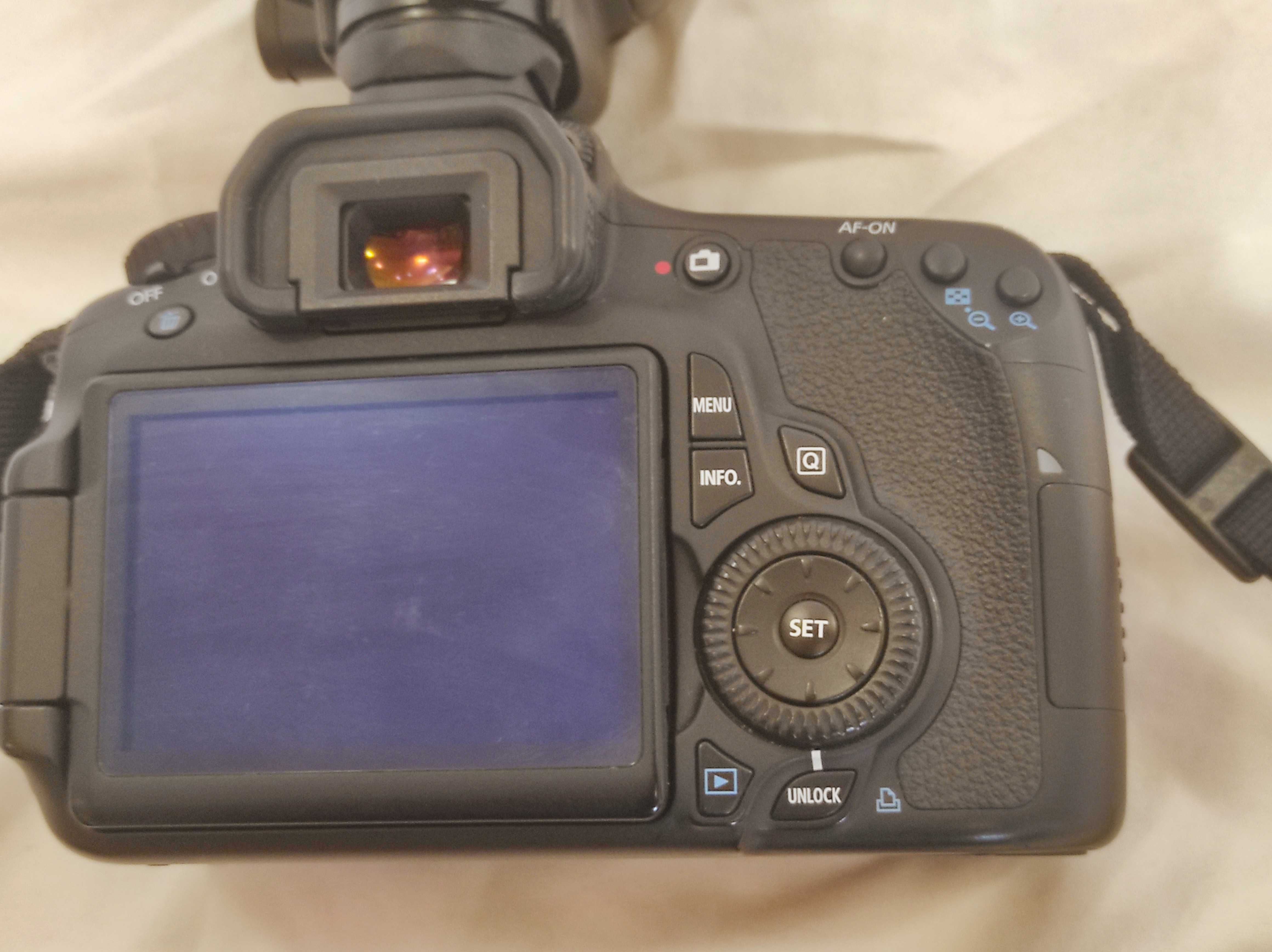 Canon 60D , професійний об'єктив та спалах
