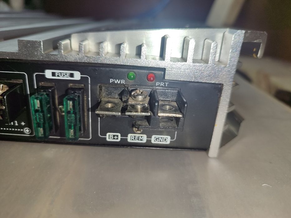 Потужний 4-канальний підсилювач Alphard RB-4S