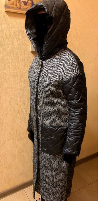 Продам пальто жіноче.