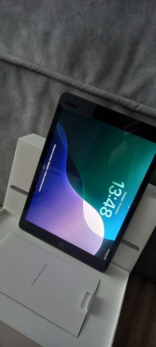 Ipad 8-gen 3/32 only WI-FI