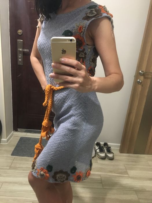 Красивое праздничное платье 42 размер