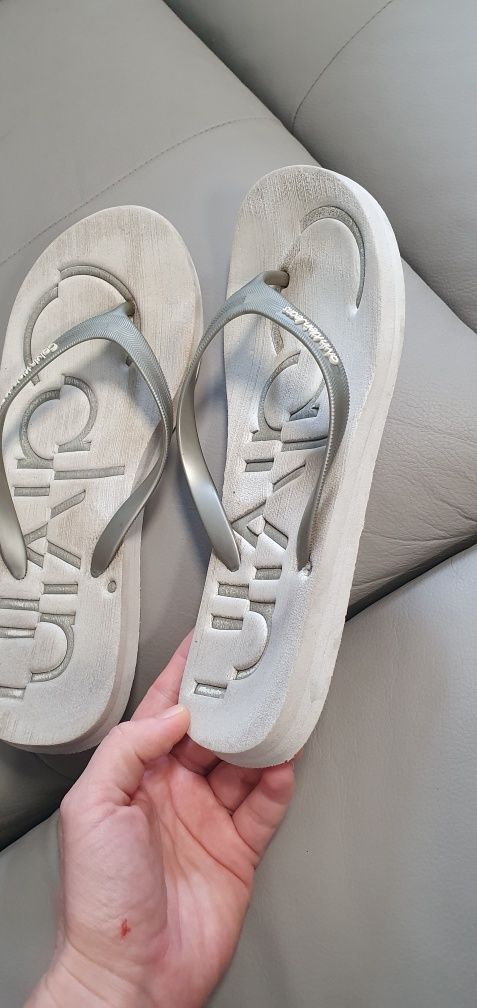 Japonki Calvin Klein 38/39