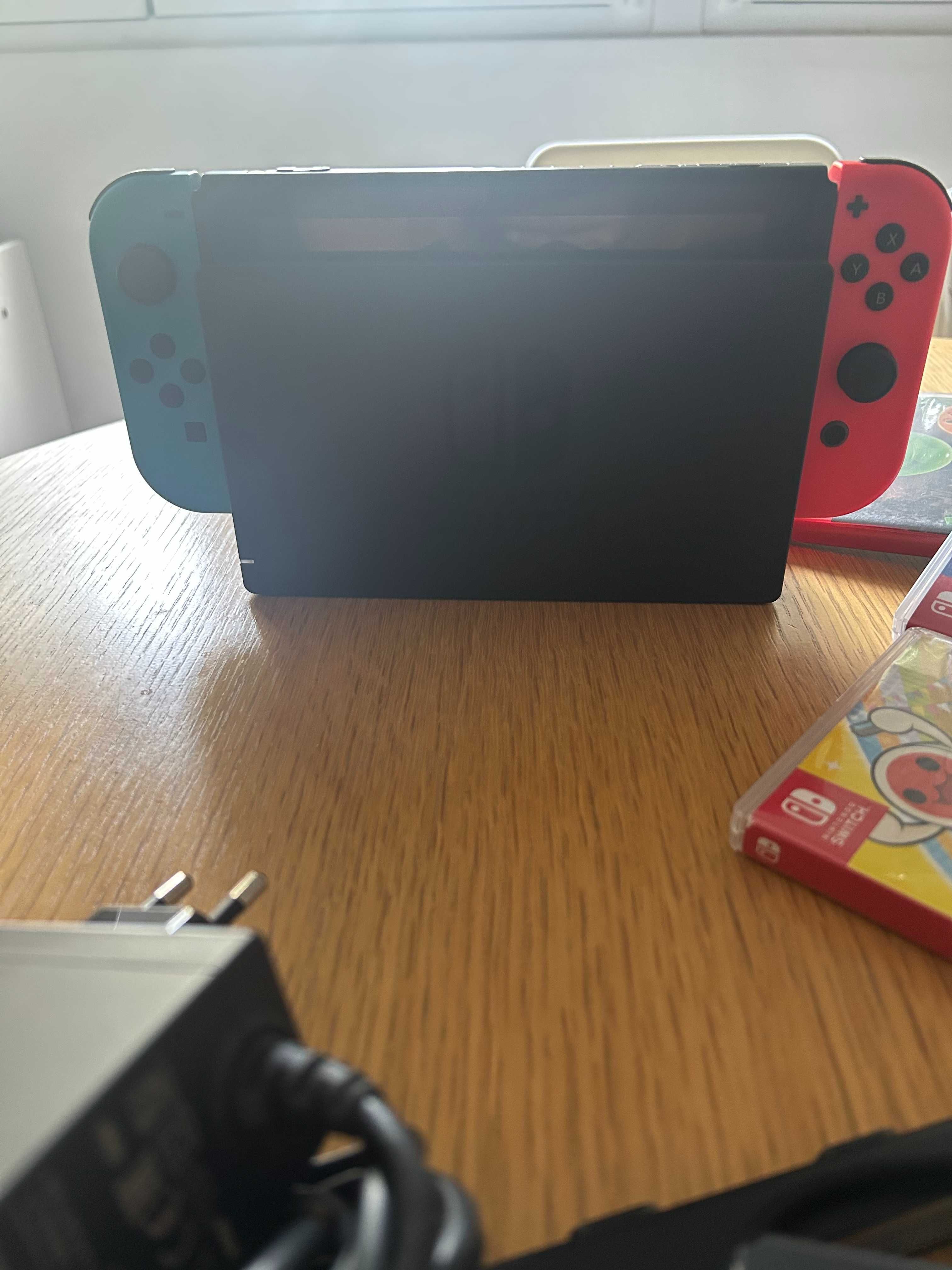 Nintendo Switch + 11 Jogos + Acessórios (Pack Completo)