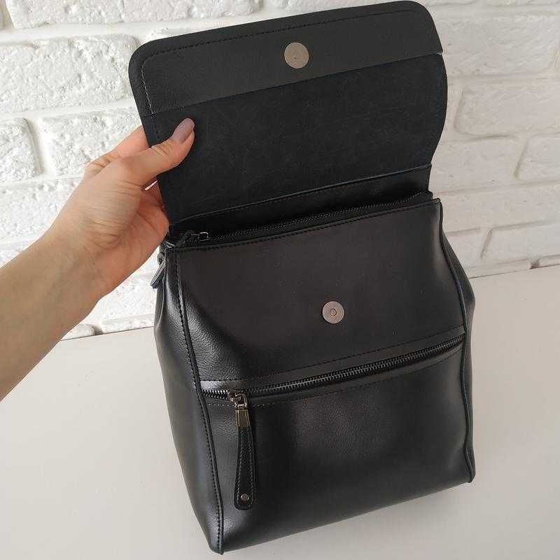Цікавий чорний шкіряний рюкзак-сумка (недорого)