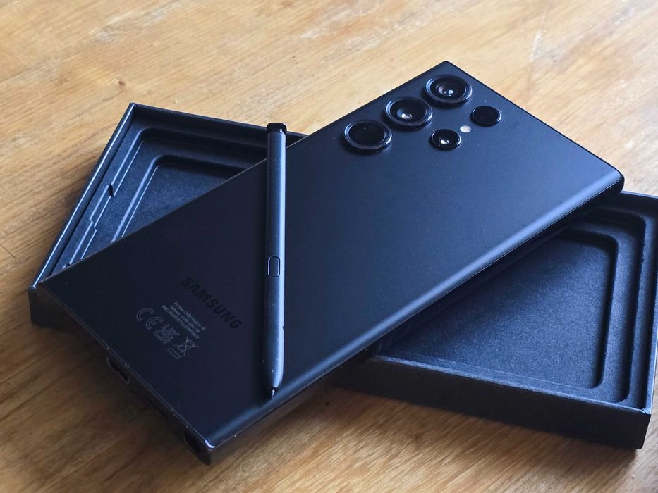 Європа. Samsung Galaxy S23 Ultra 8/256GB Black, 2sim.