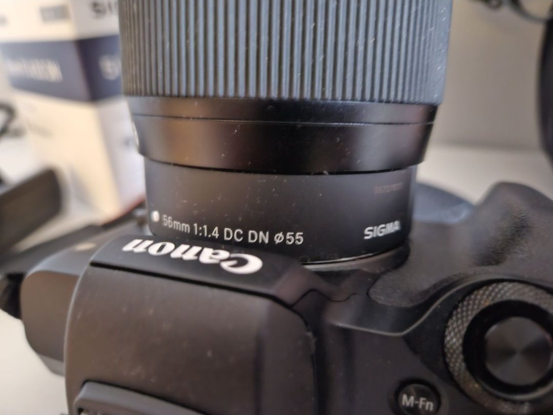Canon EOS M50 Mark ll/ Sigma 56mm F1.4 ART