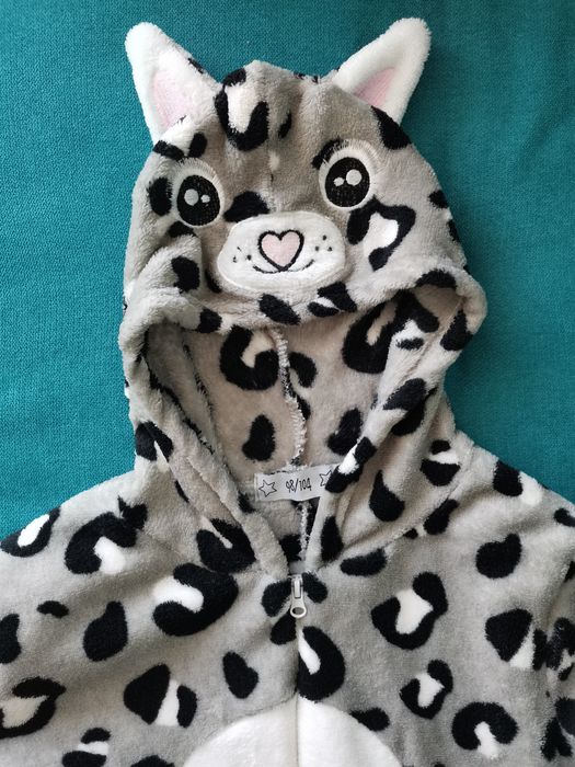 Nowy kombinezon/piżama ryś