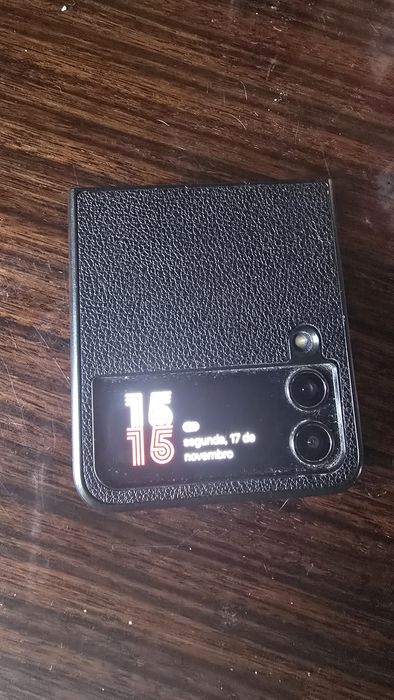 Samsung Galaxy Z Flip 4