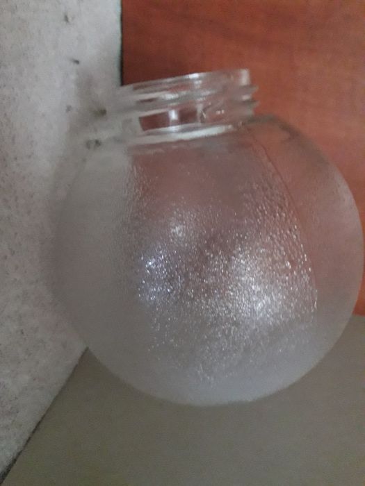 Stary klosz kula do lampy wiszącej z czasów PRL