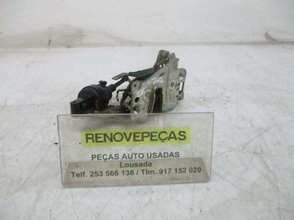 Fechadura / fecho porta trás esquerdo MERCEDES-BENZ Classe C (W202)