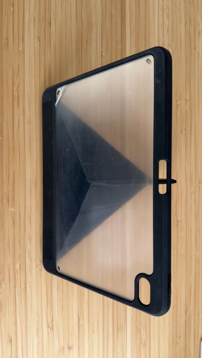 Etui origami do iPada Air 10.9 /iPad Pro 11 czarne jak nowe z foliami