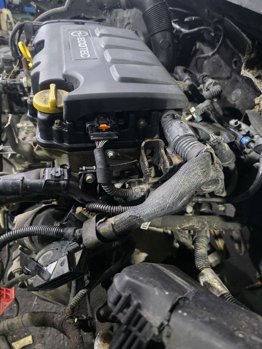 Silnik opel 1.4 16v A14XER Corsa Meriva Adam