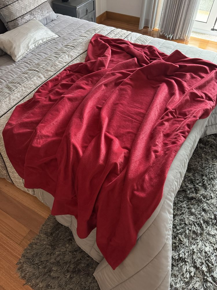 Cobertor/manta para decoração vermelha