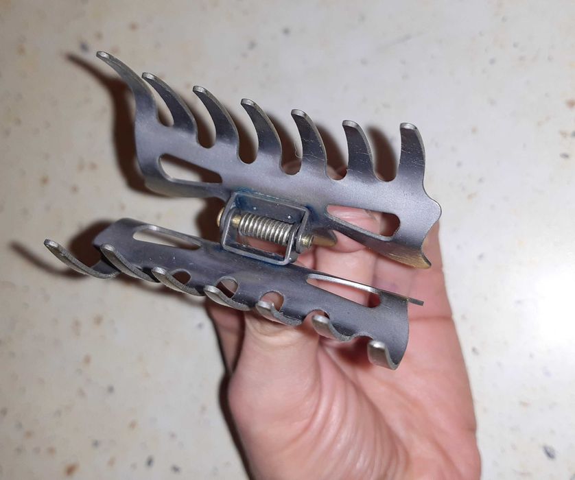 Metalowa klamra do włosów